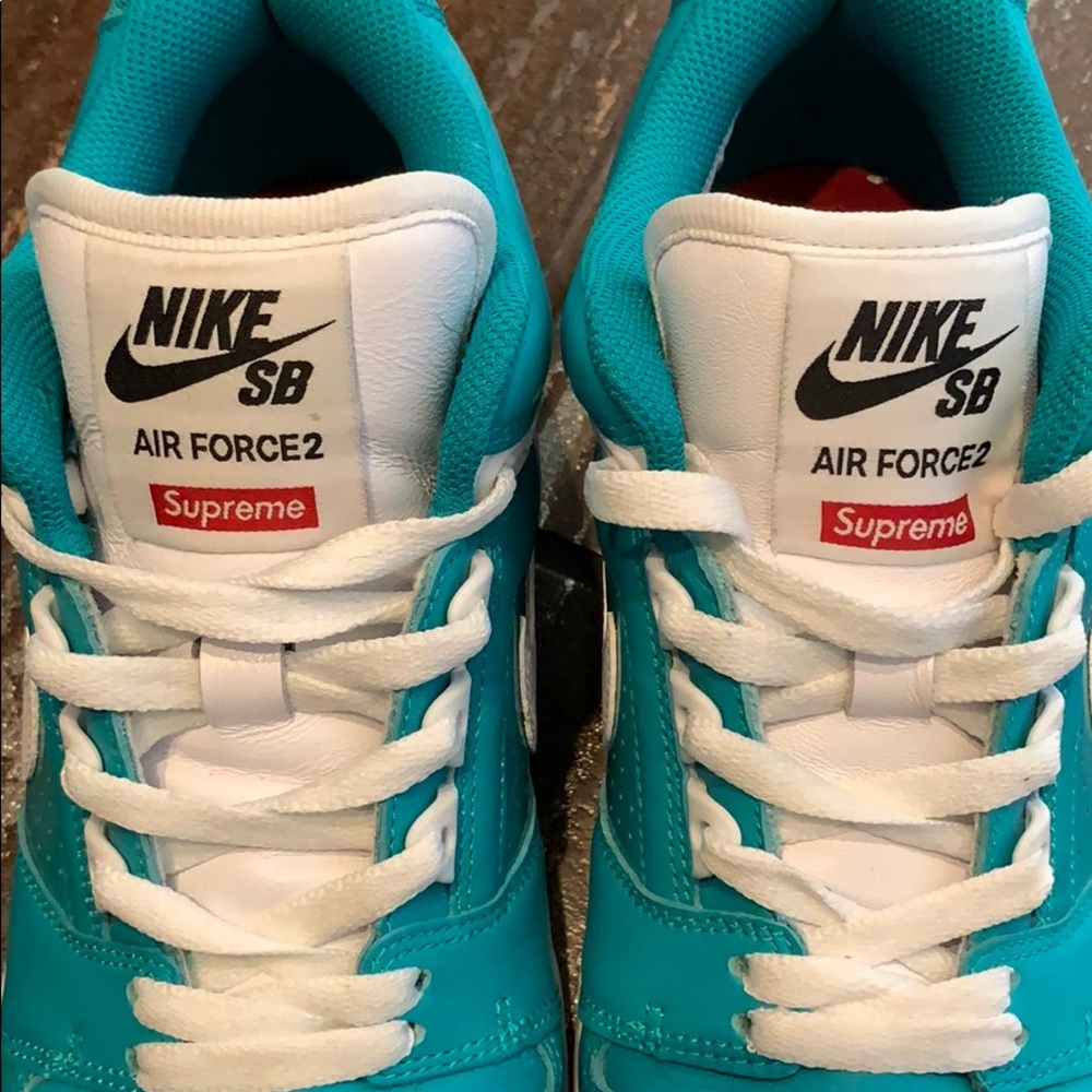 Supreme/Nike SB Air Force 2 - Picture 8 of 8